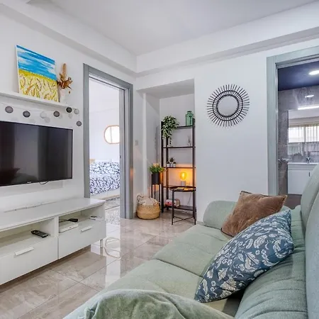 Wonderful, Equipped 2br With Balcony In By 360 Estates Gzira