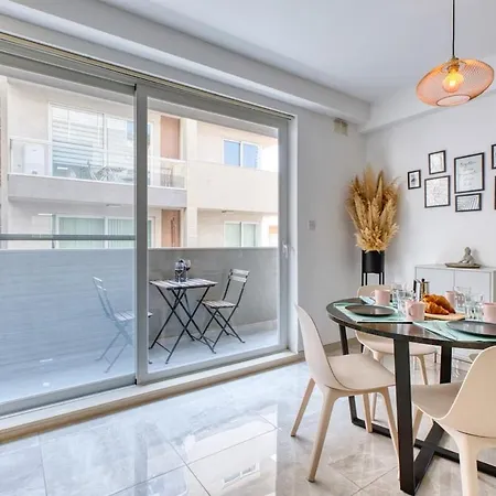 Wonderful, Equipped 2br With Balcony In By 360 Estates